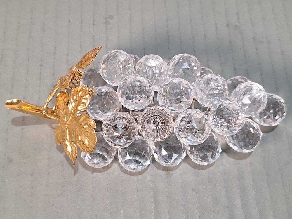 Swarovski Sparkling Fruit Crystal Grapes Figurine Rare SC Logo Gold Plated 6.5"